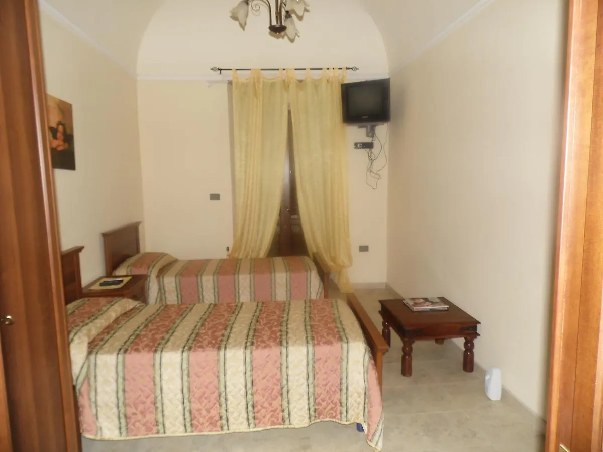 Profumi Di Ginestre Bed & Breakfast Passopisciaro 0*,